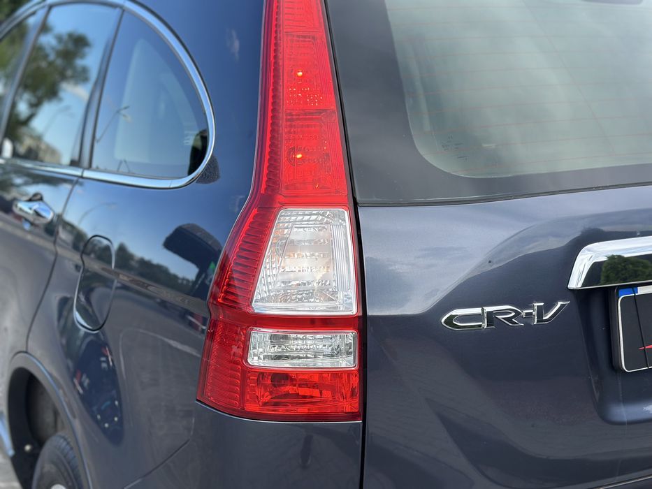 Продам Honda CR-V 2008