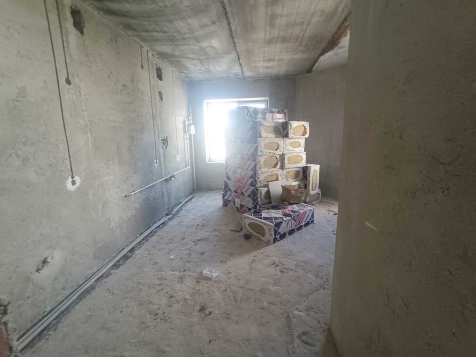 Продам Двухкомнатную квартиру 100м. Автономное Отопление!!!