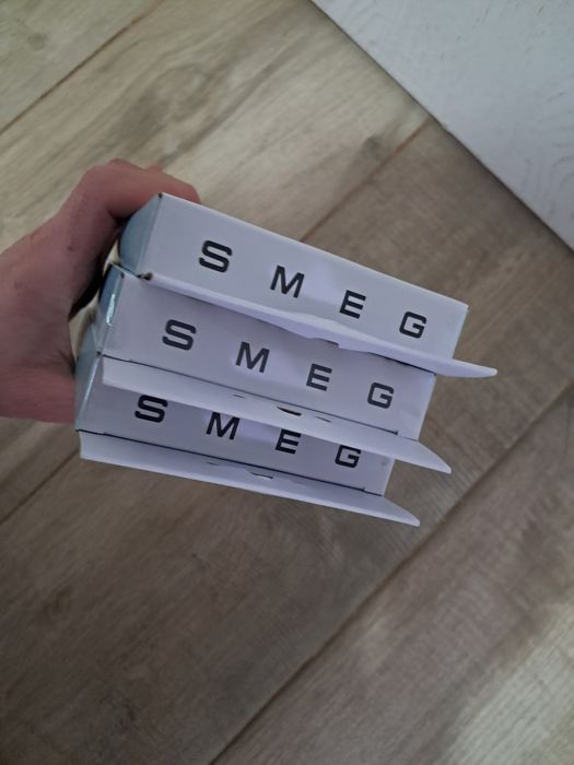 3 conjuntos talheres smeg