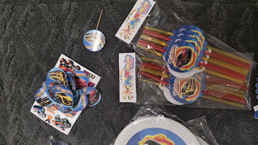 Hot wheels, до дня народження