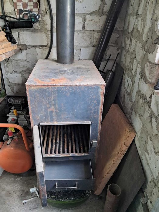 ПРОДАМ БУРЖУЙКУ НОВУ
