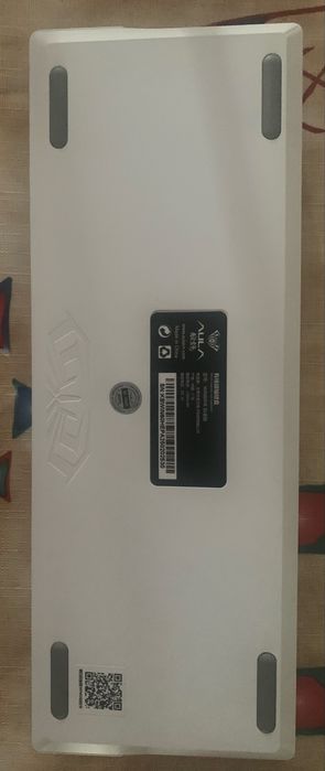 Продам магнитную клавиатуру aula win 60 he