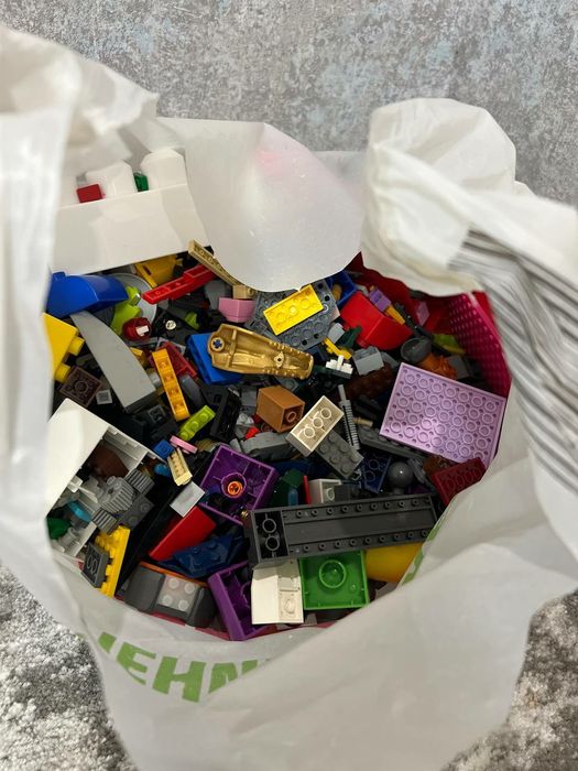 Машина ,машинки от самых маленьких до самых больших ,пишите покажу