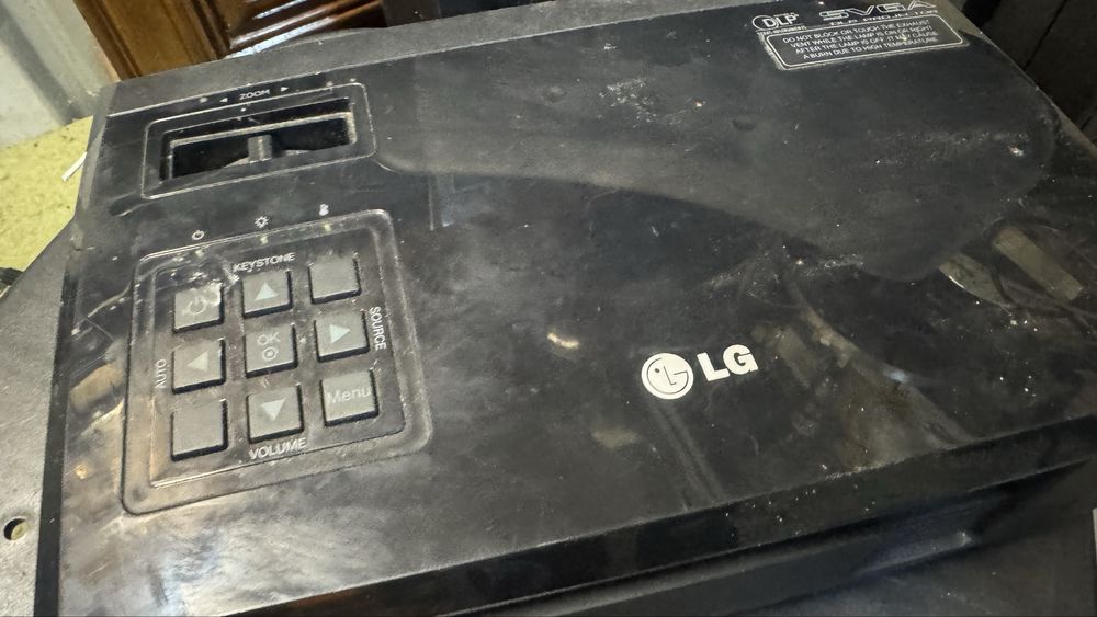 Video projector lg442589414436392962