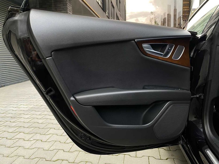 Продам  Audi A7 Sportback 2013. Можна в розстрочку, під викуп.