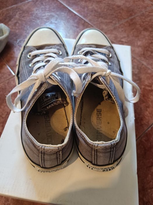 Sapatilhas como novas