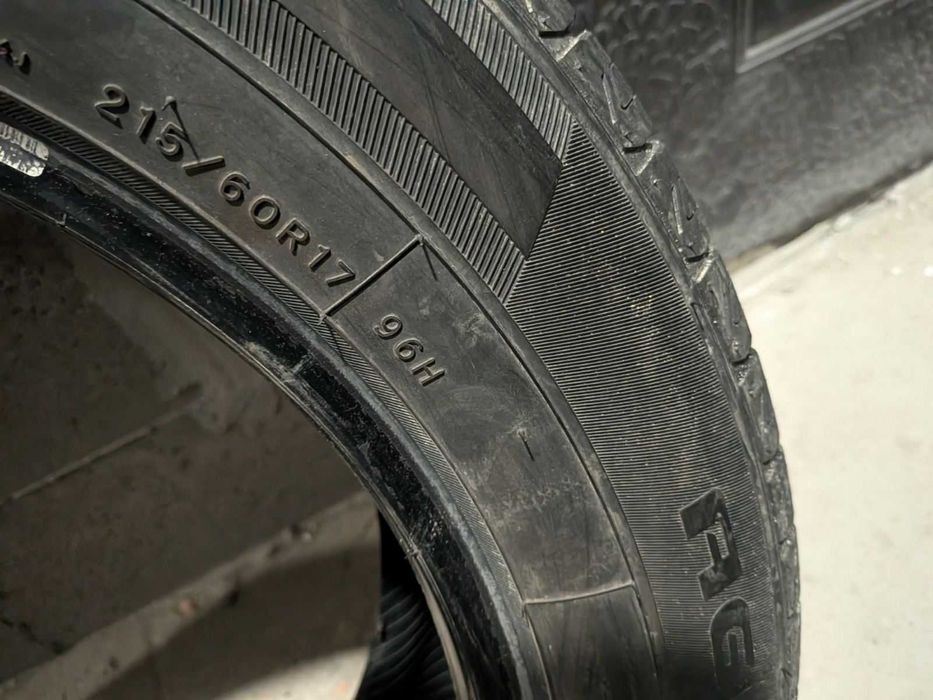 Шини для Jeep, Blackhawk 215/60/R17. Dunlop.