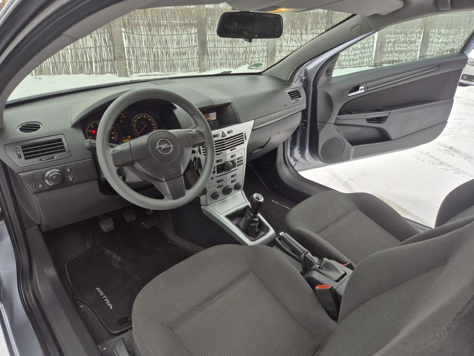 Opel Astra H GTC Coupe 1.4 Benzyna 90KM 2009R