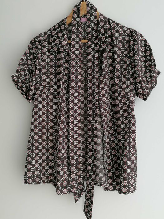 SUPER SALDOS - Roupa Diversa como NOVA - Peças Lindíssimas - POUCO USO