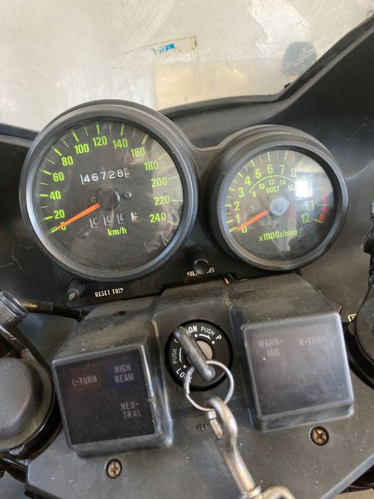 Kawasaki GPZ 750