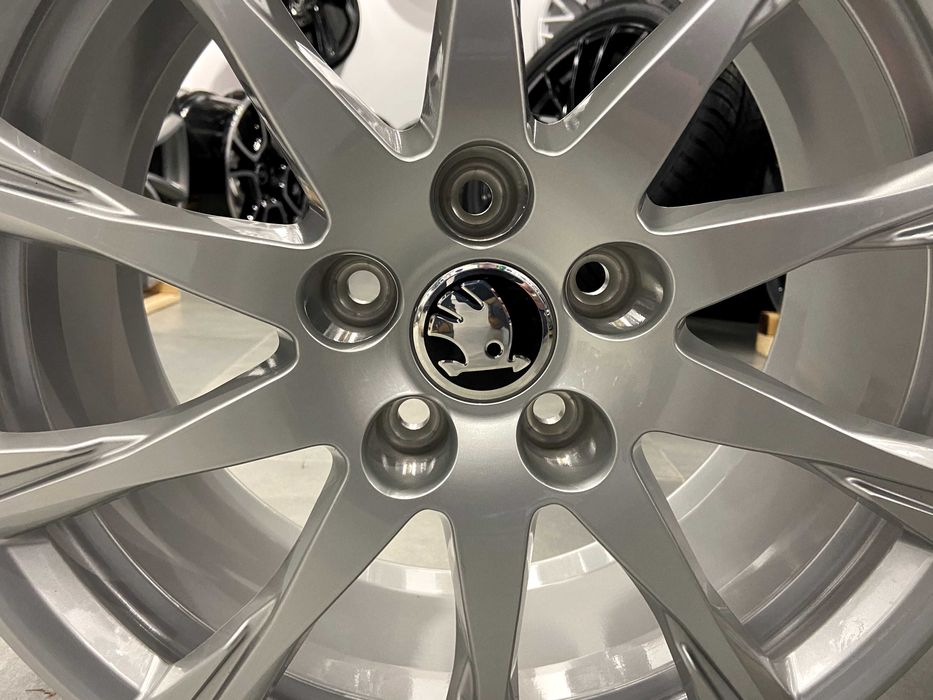 Oryginalne felgi 17 5x112 ET38 Skoda Octavia Superb VW Passat