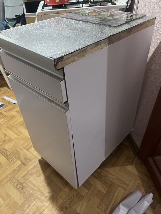 Тумба на кухню гараж коридор кімнату