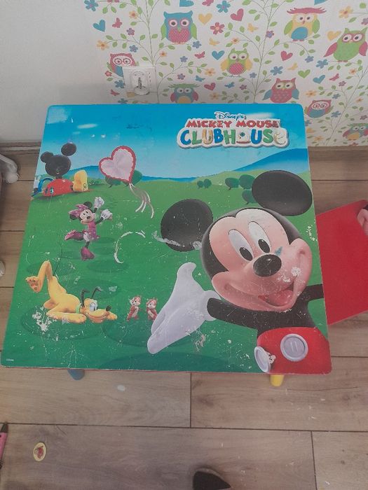 Stolik dzieciecy z krzeselkiem