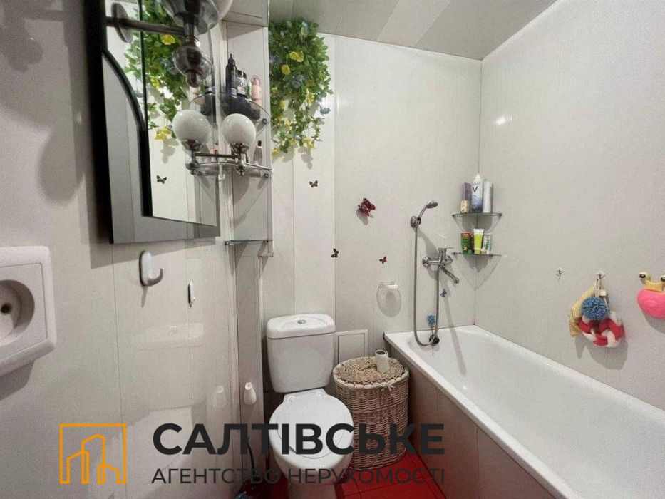 4766-ИК Продам 2К гостинку на Салтовке Медкомплекс 627 м/р