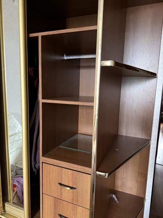 Шафа купе б/у гарної якості