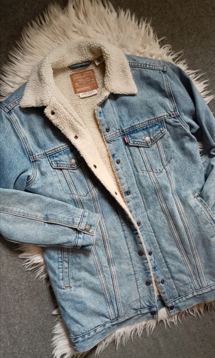 Kurtka Levi's jeans z barankiem