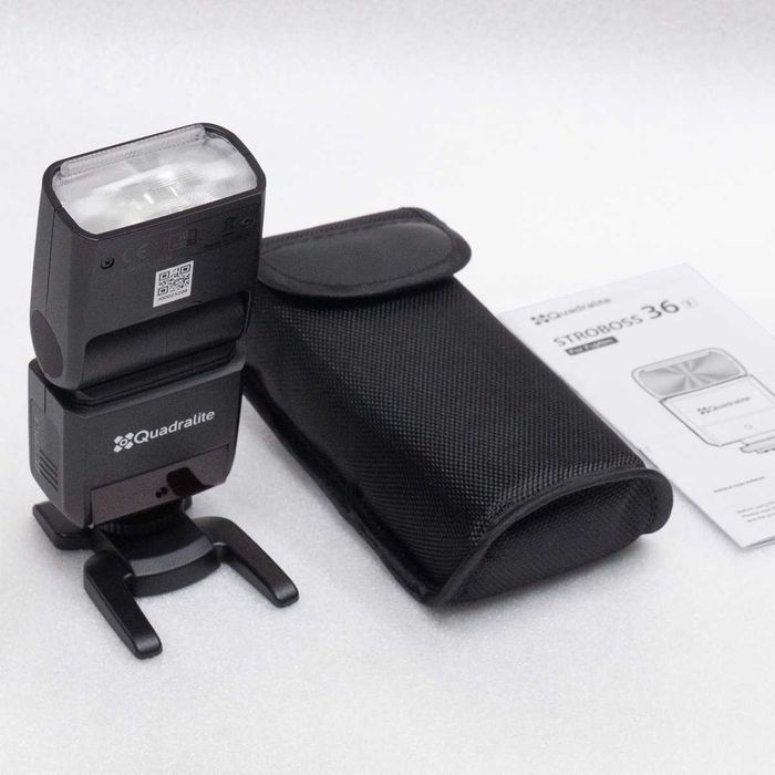 Lampa błyskowa Quadralite Stroboss 36 do aparatów FUJIFILM jak nowa