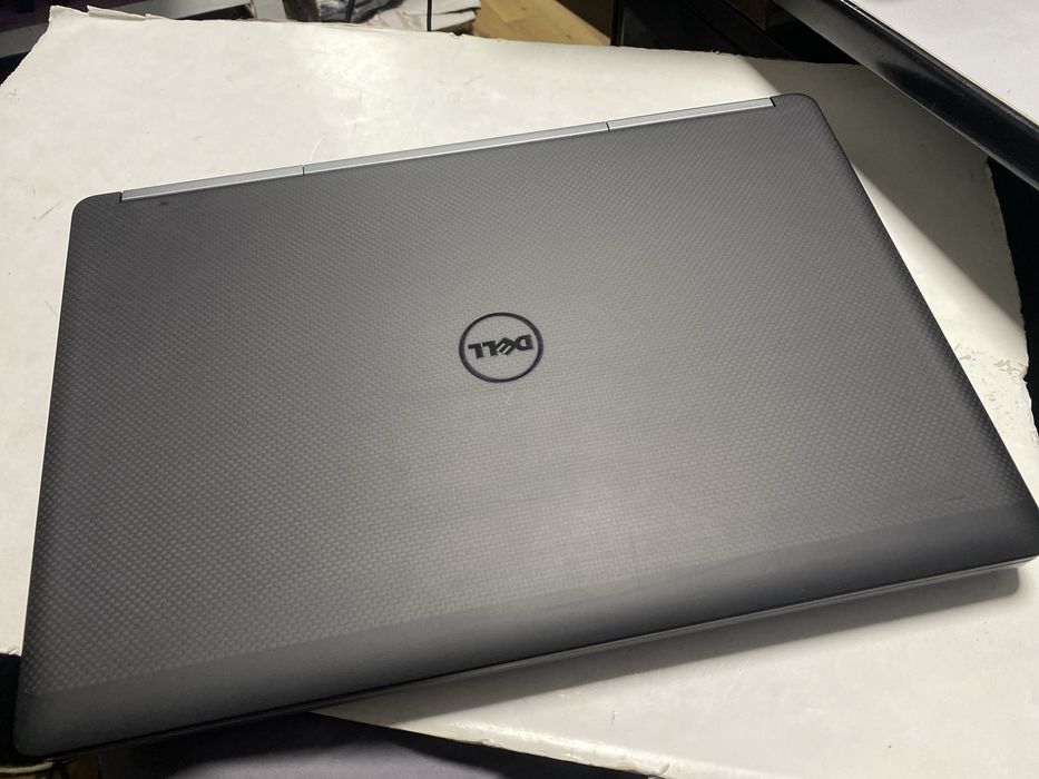 Надійний Dell Precision 7710 17" IPS FHD i5-6300HQ AMD R9  Win 10 Pro