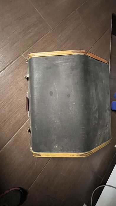 Akordeon – bardzo dobry stan, zadbany, przechowywany w walizce