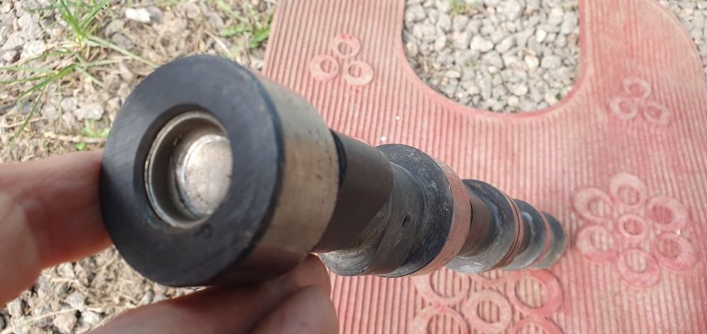 Вал розподільчий ВАЗ 2101 - 06