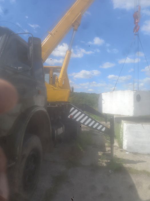 Автокран КС 3577 на базі МАЗ-5334