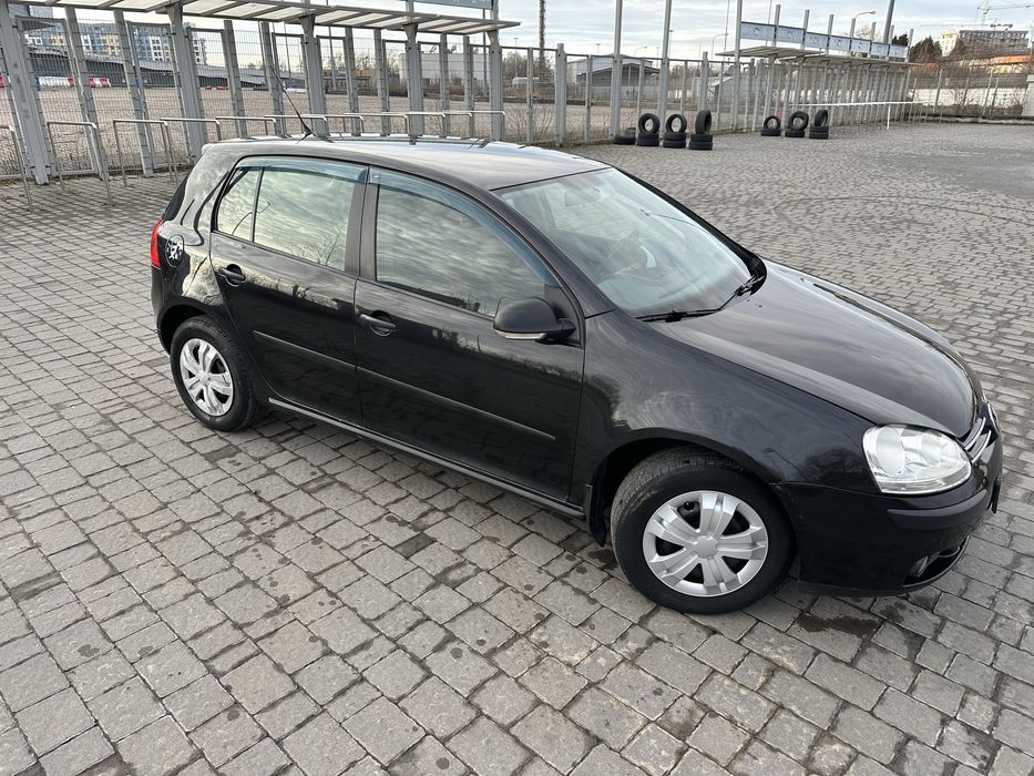 VW Golf V 1.6 MPI газ/бензин