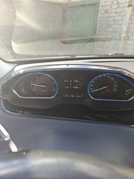 Продам авто Пежо 2008 14 р