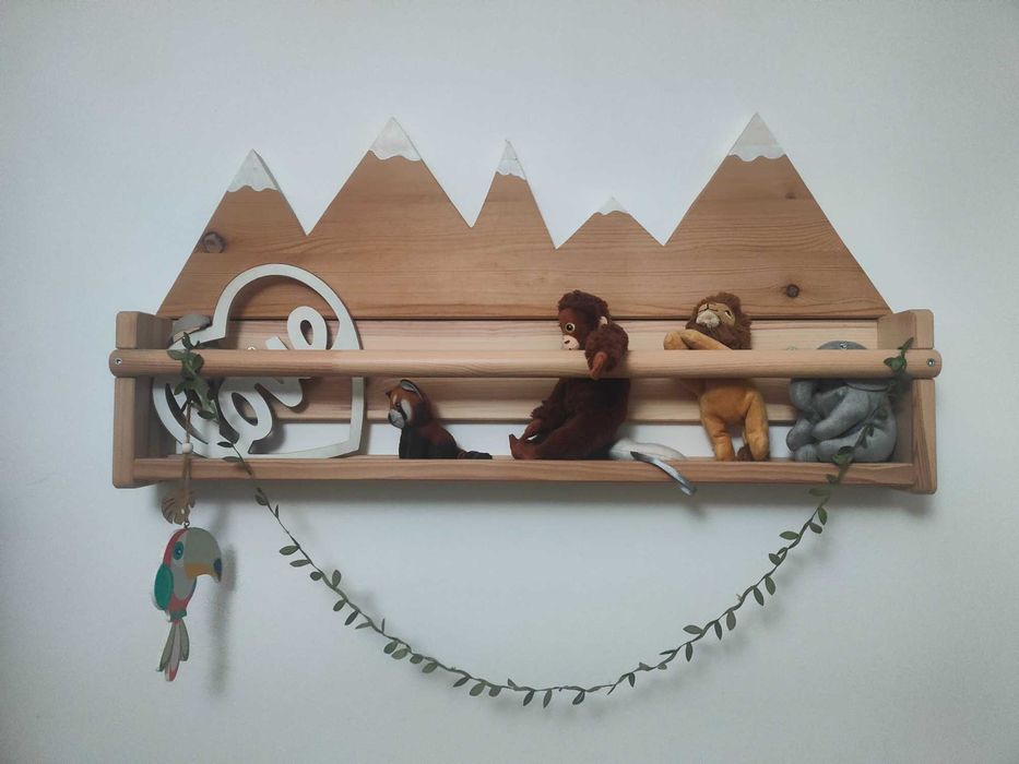 Prateleira IKEA personalizada