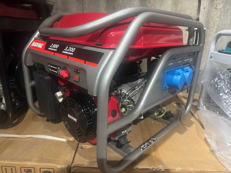 Генератор бензиновый BlackMax 3,2 кВт (Супер якість +силові розетки)