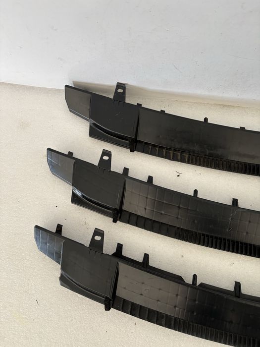 Toyota Corolla E21 sedan 18- belka absorber wzmocnienie zderzaka przód