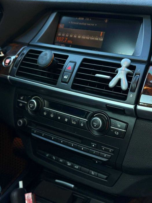 BMW X5 E70 без ДТП в отличном состоянии
