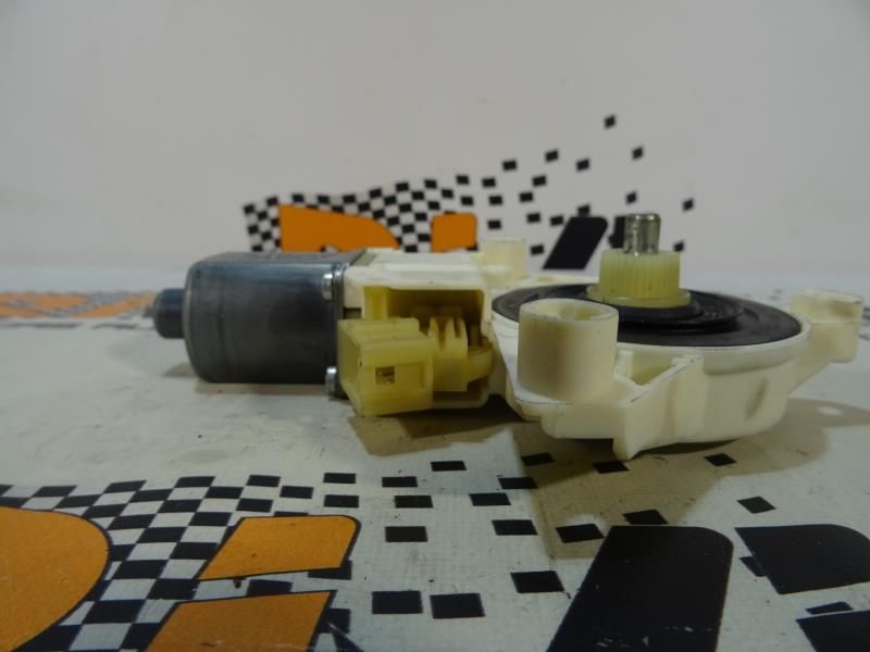 Motor vidro frente direito MERCEDES-BENZ Classe C (W204)