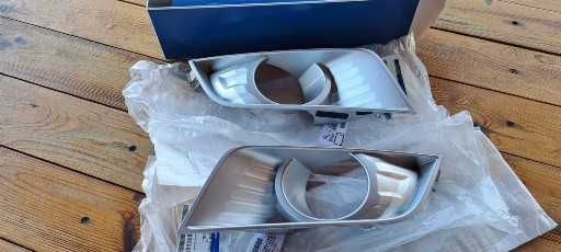 Ramka do halogenu FORD RANGER