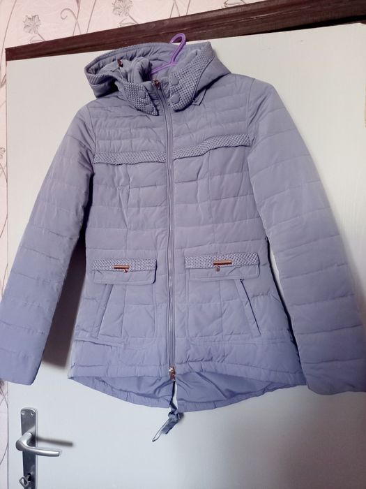 Куртка демисезонна, розмір S