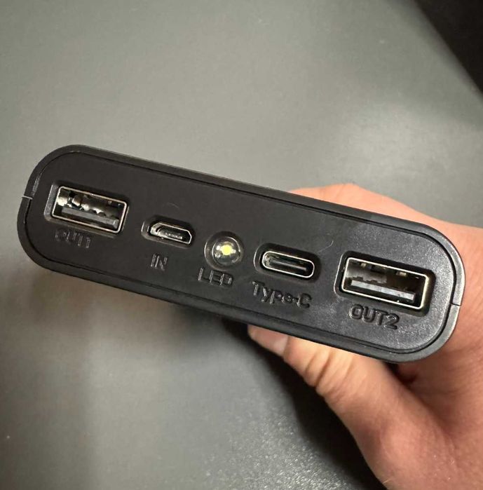 Корпус для сборки повербанка на 4 аккумулятора 18650