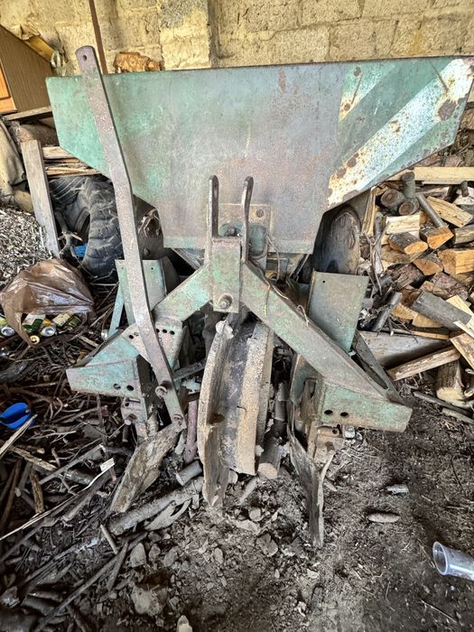 Sadzarka do ziemniaków czeska .