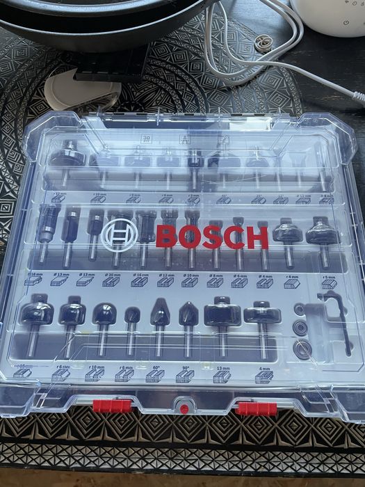 набір фрез по дереву Bosch Mixed Router Bit Set