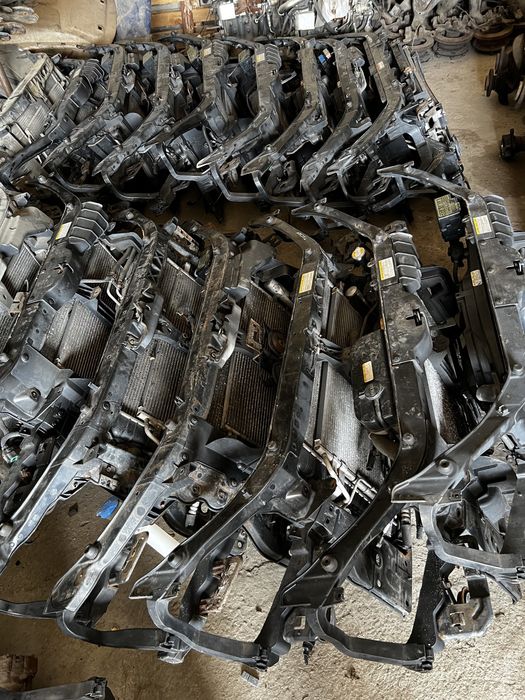 Радиатор, телевизор, панель радиатора Соренто Туксон Спортедж Сантафе