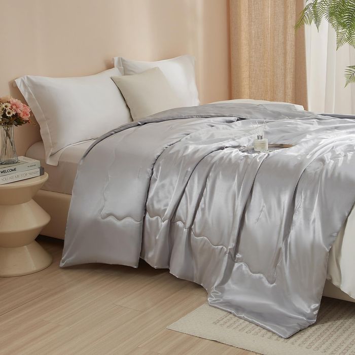 Satin Throw Blanket - Reversible Plush Fleece - 150x200 Grey