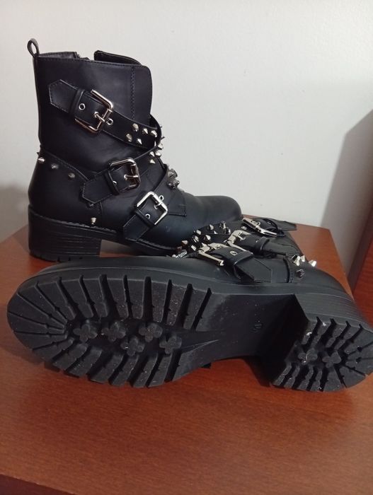 Botas 10€ número 41