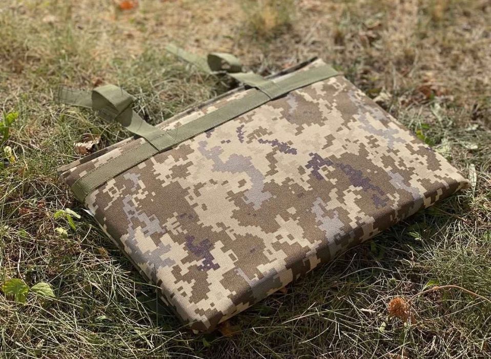 Каримат для сидіння піксель зсу каремат сидения військовий туристичний