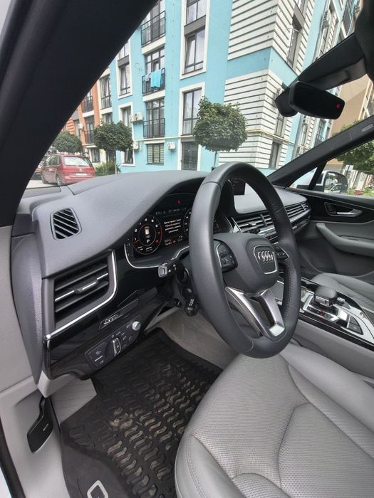 Audi Q7 2019 VIN WA1VAAF71KD034046 фото оголошення 19 з 24