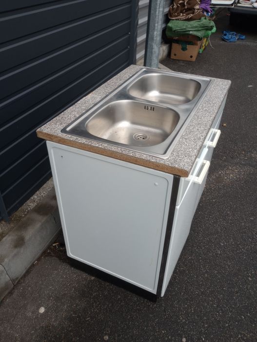 Zlewozmywak z metalową szafką Okazja