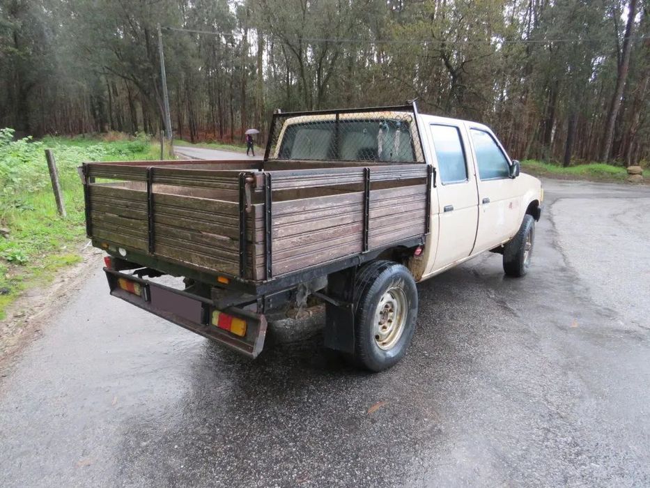 Nissan Pick Up 2.5 D (75 Cv) 1991 - Peças Usadas (8917)