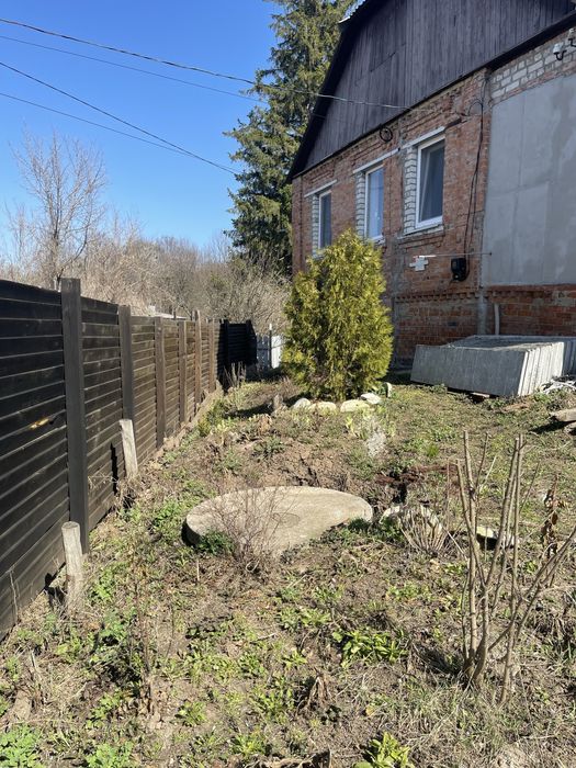 Продам Будинок в  Харківській облості ,