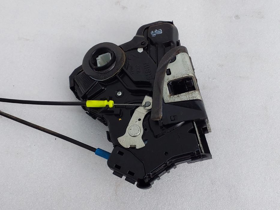Fechadura / fecho porta frente direito TOYOTA Auris Hatchback (_E15_)