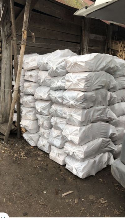 Дрова рубані:ясен ,граб,дуб,черешня,в ящиках,мішках,сітках