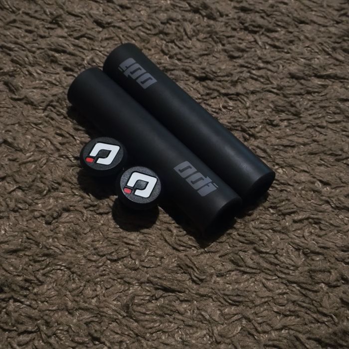 Грипсы Odi 132мм