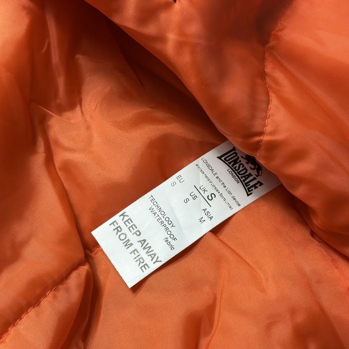 Бомбер куртка на весну Lonsdale S,M,L,XL