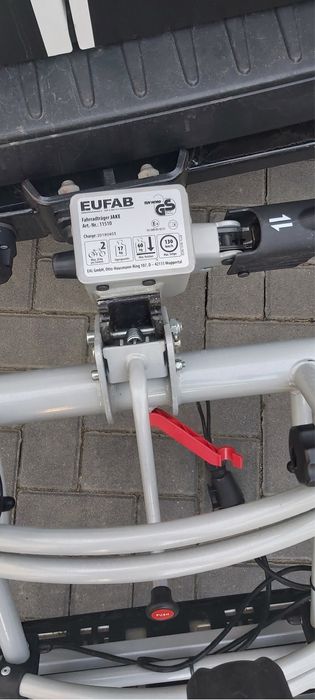 Bagaznik rowerowy na hak Eufab Jake 60kg uchylny zabezp